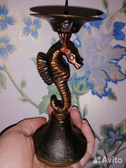 Медный подсвечник