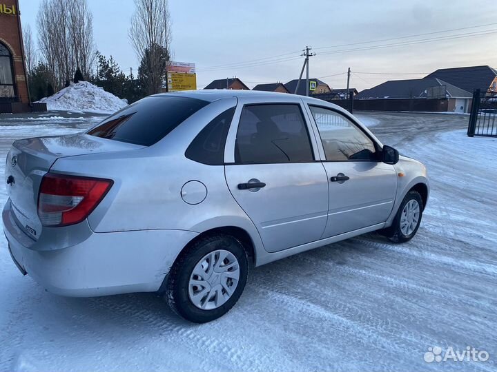 LADA Granta 1.6 МТ, 2013, 137 200 км