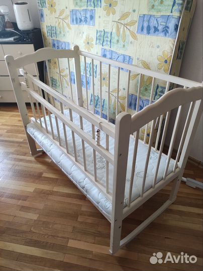 Кровать с матрасом 120х60