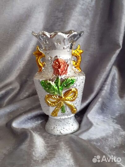 Вазочка для маленьких букетиков