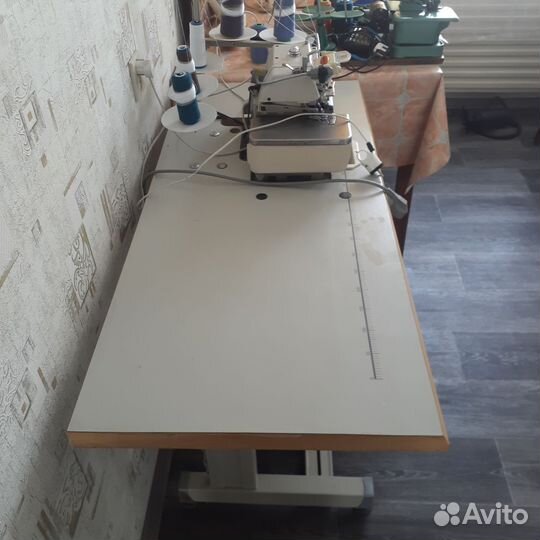 Оверлок пятиниточный