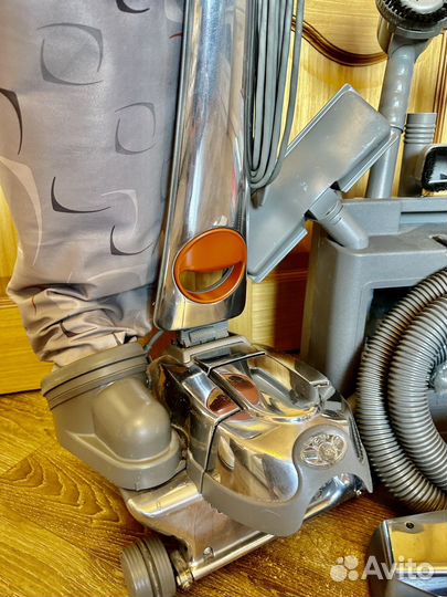 Пылесос моющий Kirby sentria