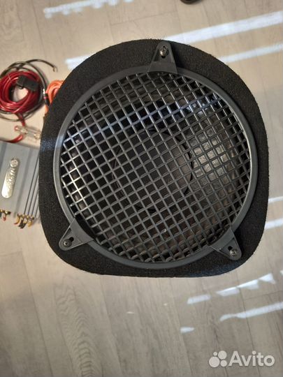 Сабвуфер и усилитель