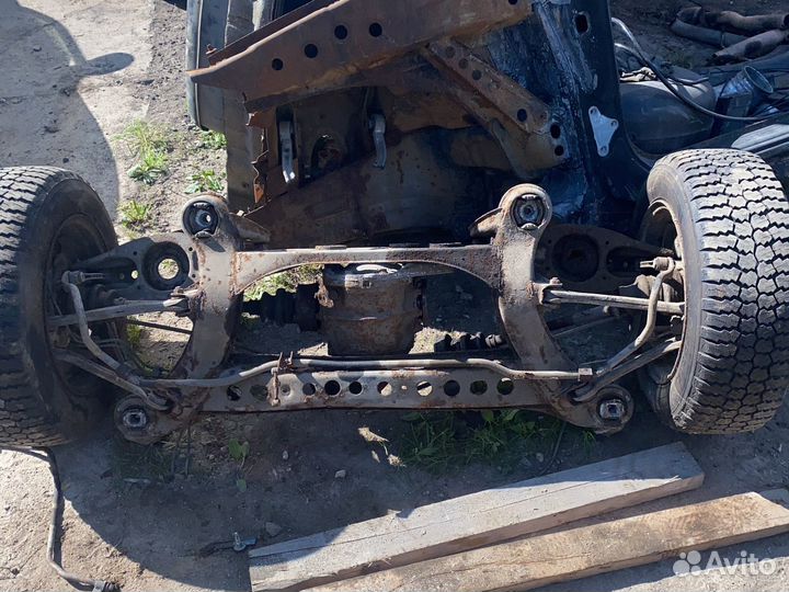 Mercedes W210 4.2 задний мост в сборе