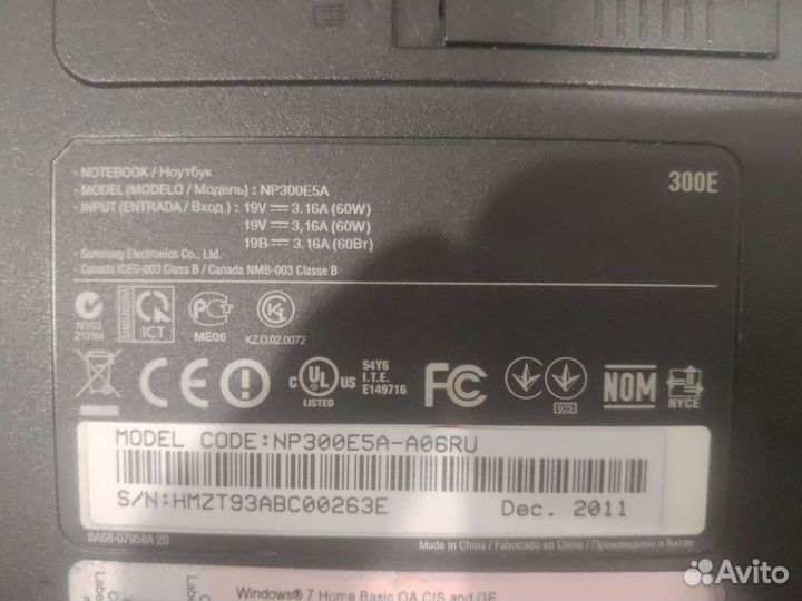 Ноутбук Samsung NP300