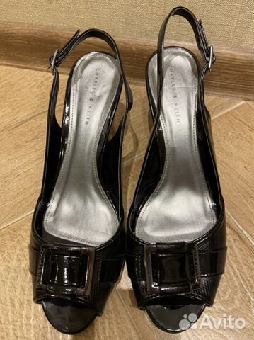 Босоножки оригинал Charles&Keith Англия кожа 38р купить в Москве ...