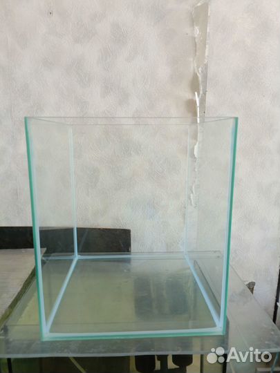 Аквариумы 4 шт, фильтра, компрессора, меченосцы