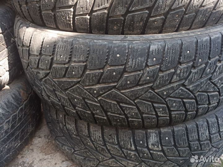 Dunlop Grandtrek AT20 265/65 R17