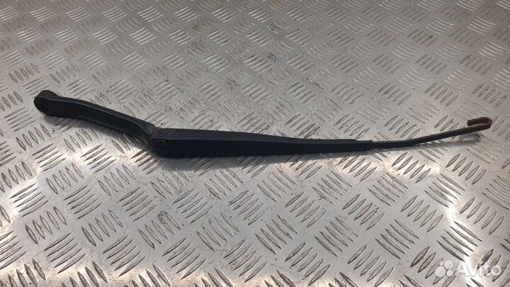 Поводок дворника Mazda Tribute внедорожник 2 2002