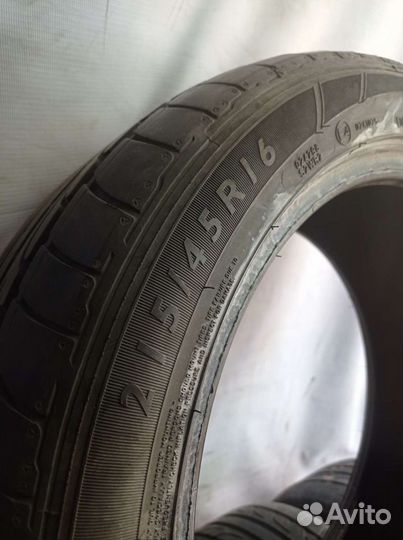 Dunlop SP Sport Maxx 215/45 R16