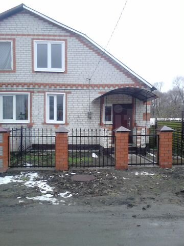 хутор сеймский октябрьский район. дома в поселке городского типа. маленький кирпичный дом курск. дом под курском. частный дом в курске.