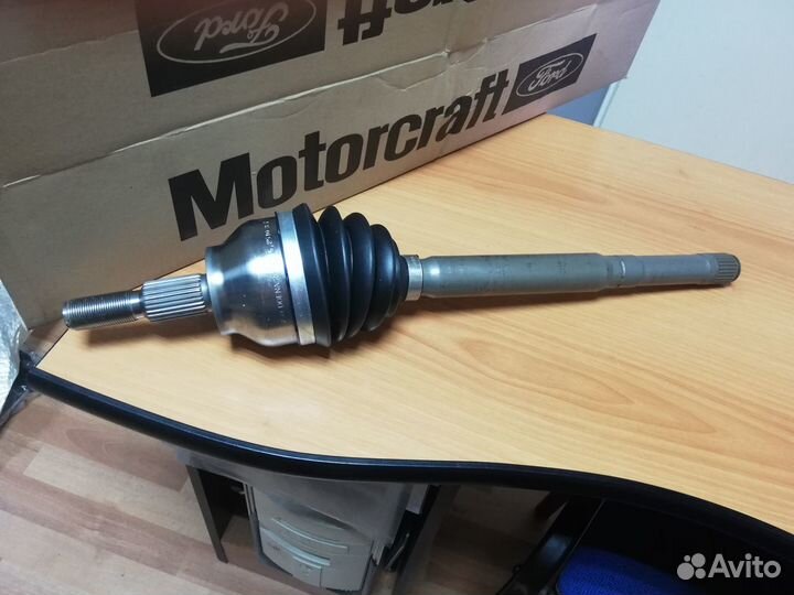 Шрус передний левый наружный (с валом) Ford Kuga