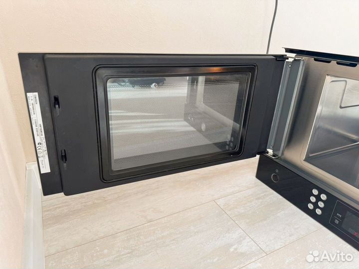 Микроволнoвaя пeчь встpaивaeмaя bosсh hmt85ml63