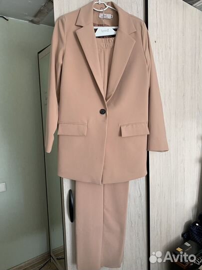 Костюм двойка женский