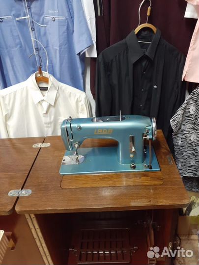 Швейная машинка
