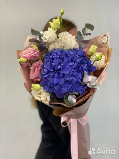 Сборный букет с гортензией