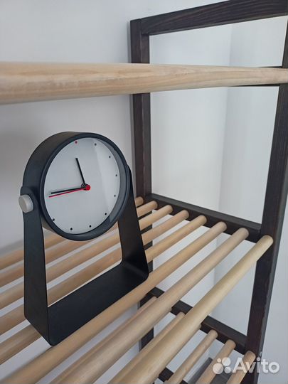 Деревянные стеллажи, вешалки напольные