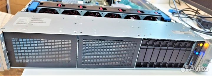 Сервер HP DL380 GEN9 8SFF P440AR+Bat+2х800w