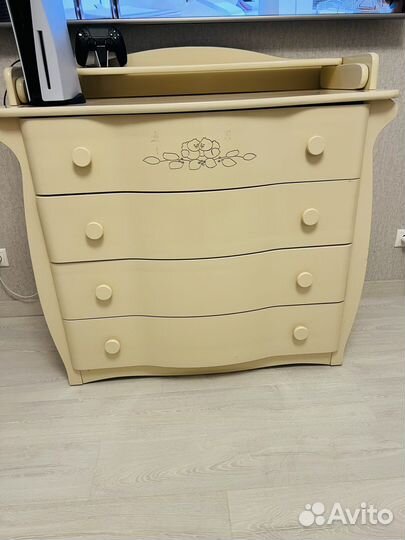 Комод и пеленальный столик