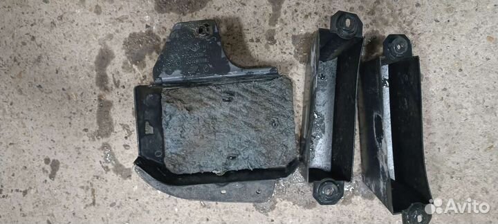 Усилитель бампера левый renault logan 2