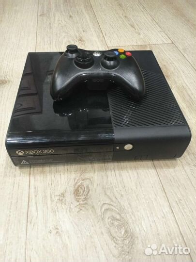 Xbox 360 E 500 гб
