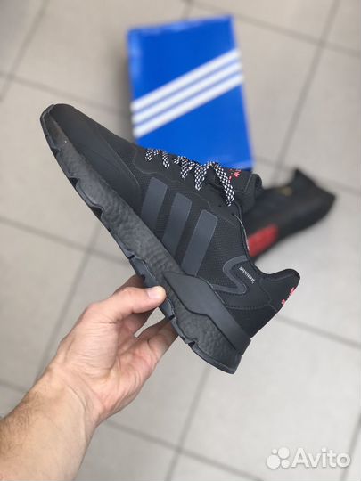 Зимние Adidas Nite Jogger black/red