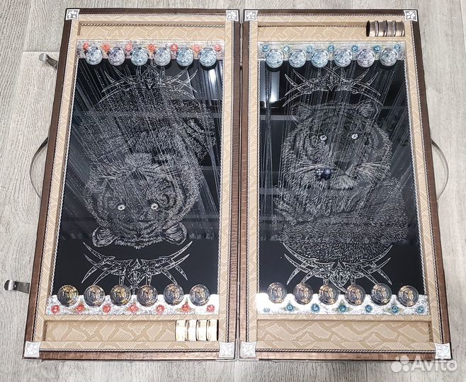Нарды ручной работы со стеклом