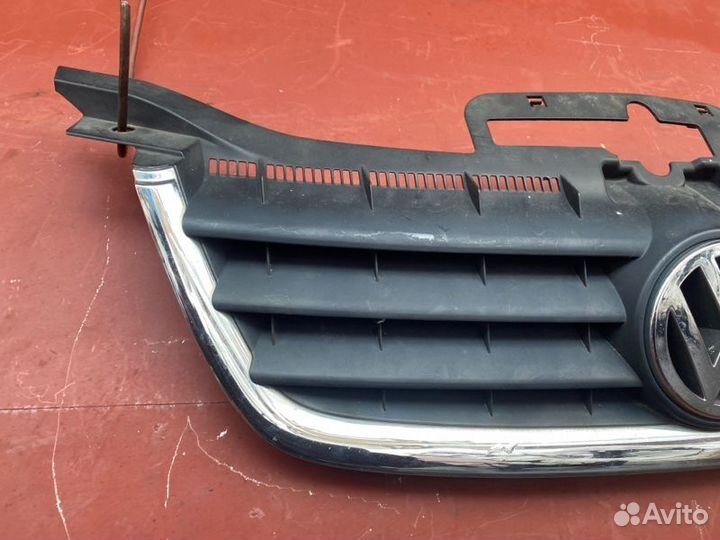 Решетка радиатора Vw Touran minivan BAG 2003