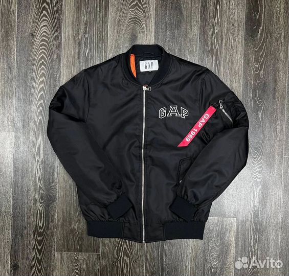 Бомбер мужской Gap