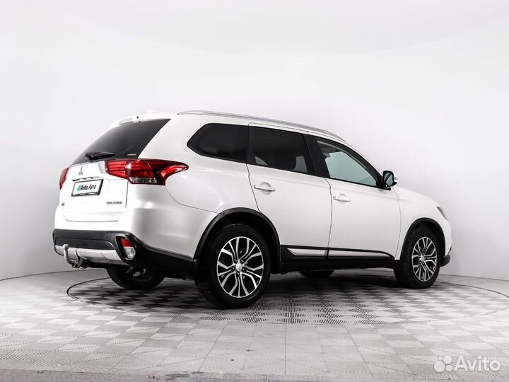 Mitsubishi Outlander 2.4 CVT, 2017, 96 929 км