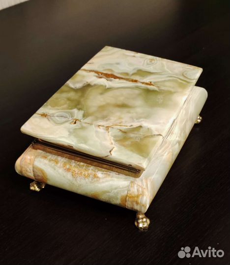 Шкатулка из оникса 18х13х6