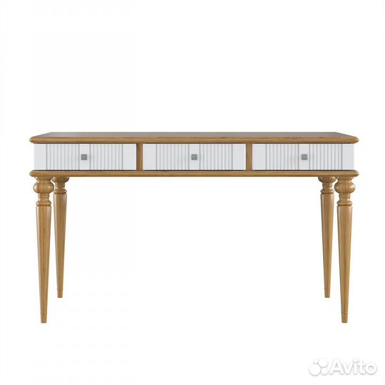 Письменный стол