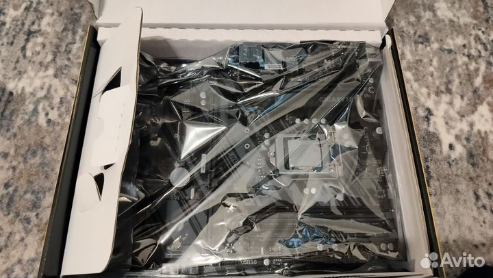 Материнская плата и процессор сокет 1151v2