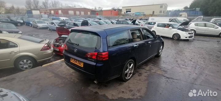 Спойлер крышки багажника Honda Accord 7 2004