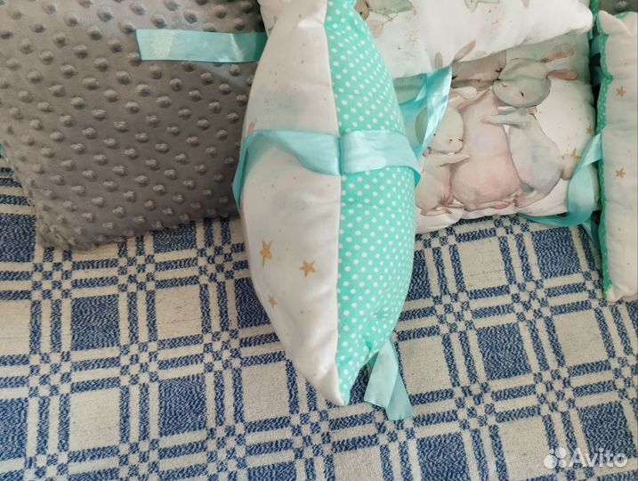 Бортики в детскую кроватку