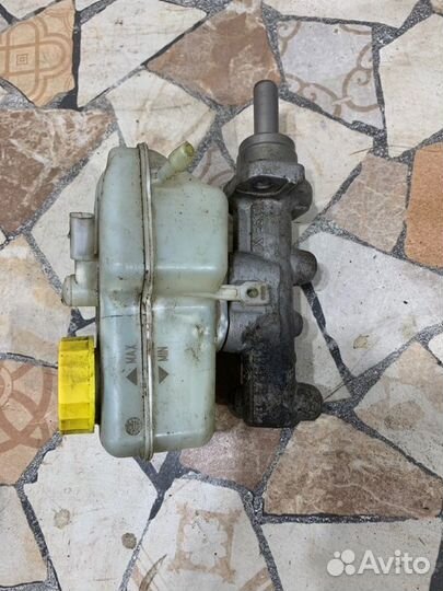 Главный тормозной цилиндр Skoda Fabia хэтчбэк 1.4