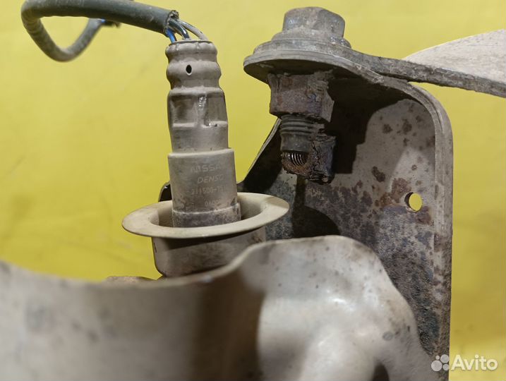 Коллектор выпускной Nissan Juke Ниссан жук