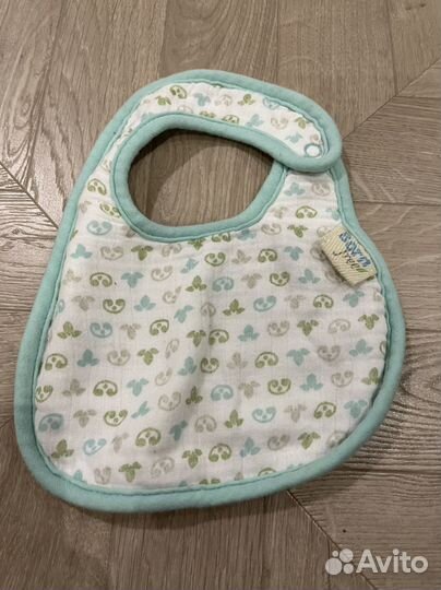 Слюнявчик нагрудник