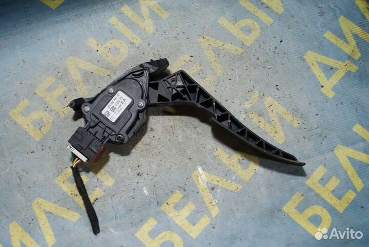 Педаль газа Chevrolet Cruze