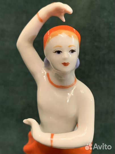 Фарфоровая статуэтка Фигуристка СССР Городница