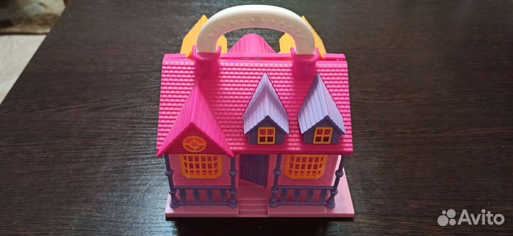 Детский игрушечный домик