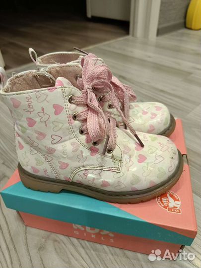 Ботинки для девочки