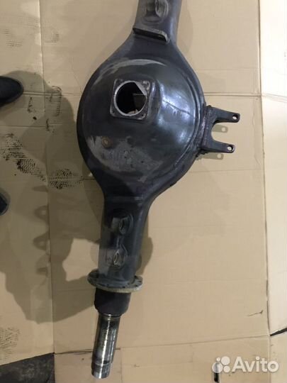 Продам задний мост(чулок) от сидельного тягача Sca