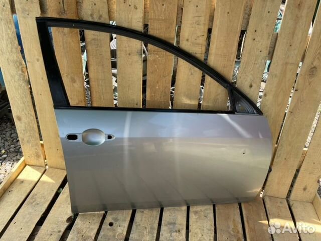 Дверь передняя правая Nissan Primera P12