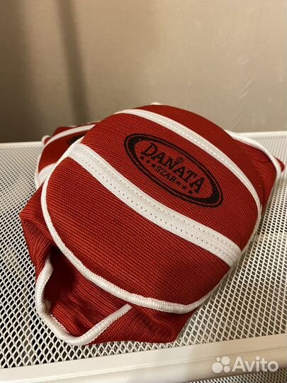 Наколенники