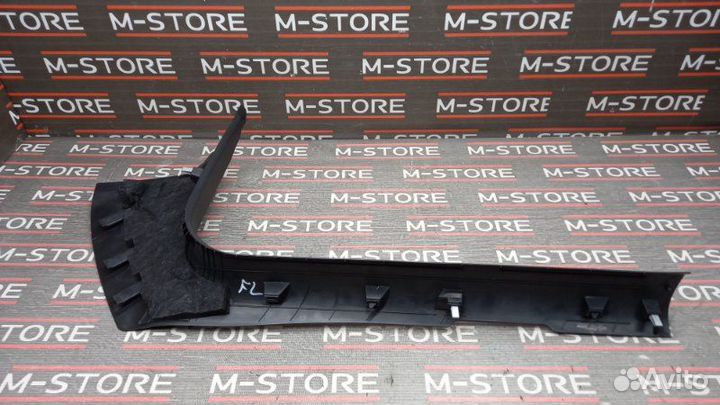 Накладка на порог салона передняя левая Audi Q5 8R