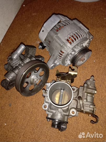 Автозапчасти для Хонды