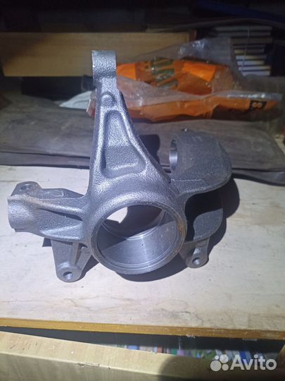 Поворотный кулак renault megane 2