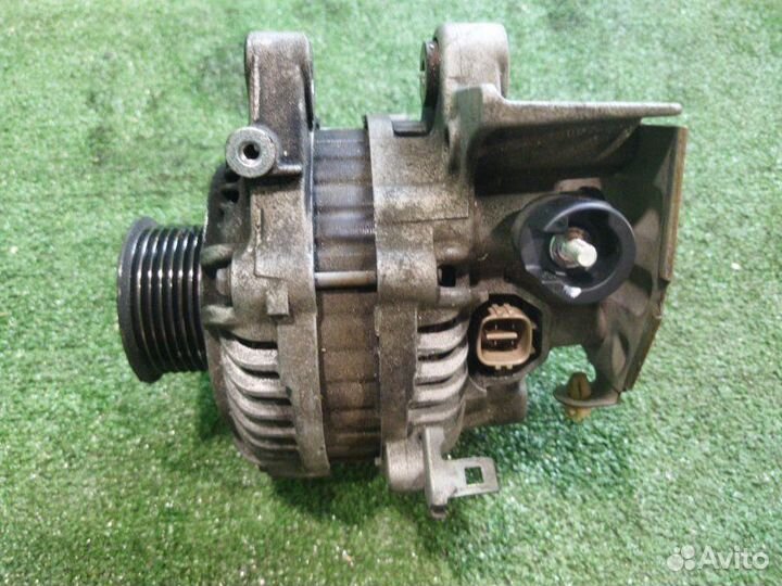 Генератор Honda Stream RN6 R18A