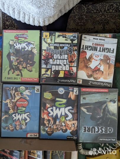 Компьютерные игровые диски, несколько аудиокниг